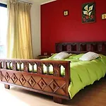 Hostal Reloj De Flores